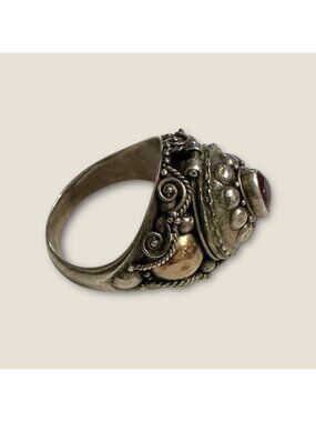 Vintage Sterling Silver Poison Ring With Hidden Gemstone Compartment Size 7.5 Or